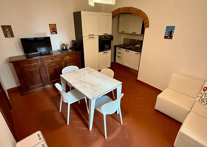 アパート Dimora Garibaldi アレッツォ